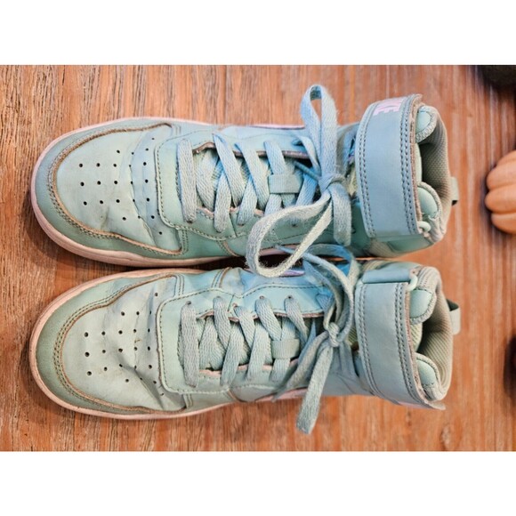 Nike Court Borough Mid 2 Emerald Rise Kids Sneakers Size 7Y NWOB CD7782-300 - Picture 3 of 6